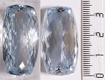 Топаз голубой ( цвет натуральный). Размер 34,0х18,0х16,5мм. 87,35 ct .Чистота WS.Огранка шах № 10.21