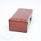 Коробка красного цвета